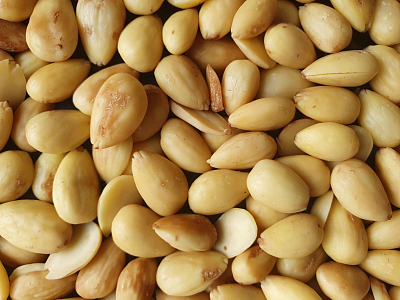 Mandle blanšírované nesolené